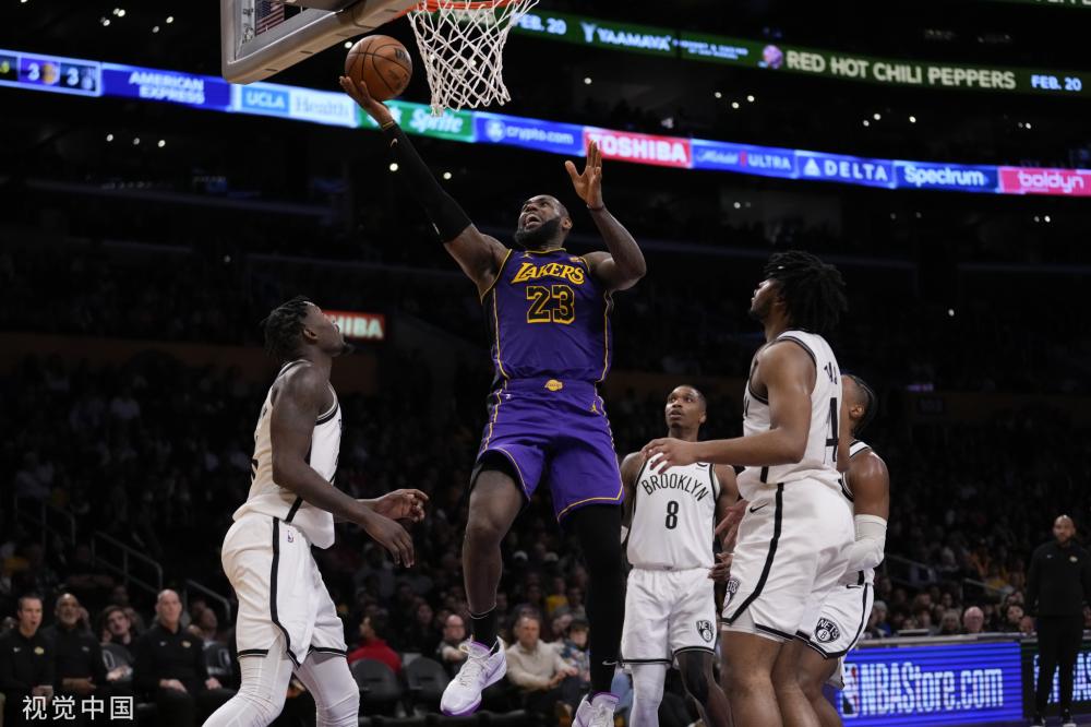 在社交平台 在社交平台