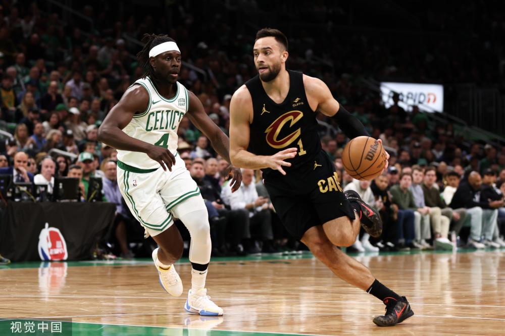 太阳与雄鹿 太阳与雄鹿